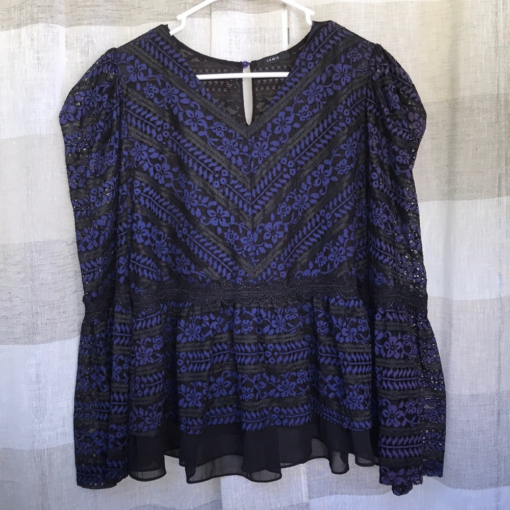 Lumie blouse crop top Sz L